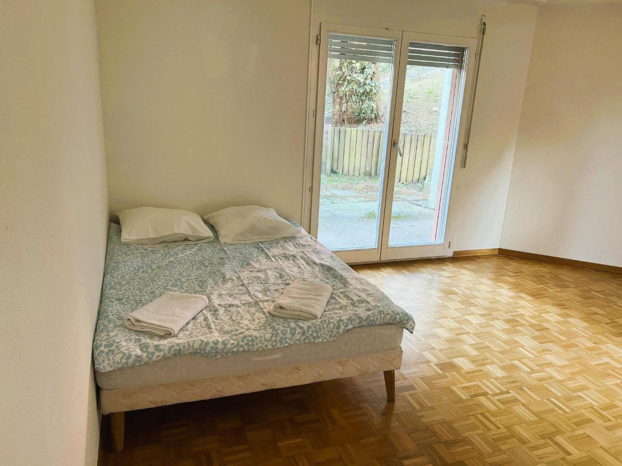 Huge Apartments, Multiple Bedrooms With Balcony In Center - Self Checkin Apartamento *