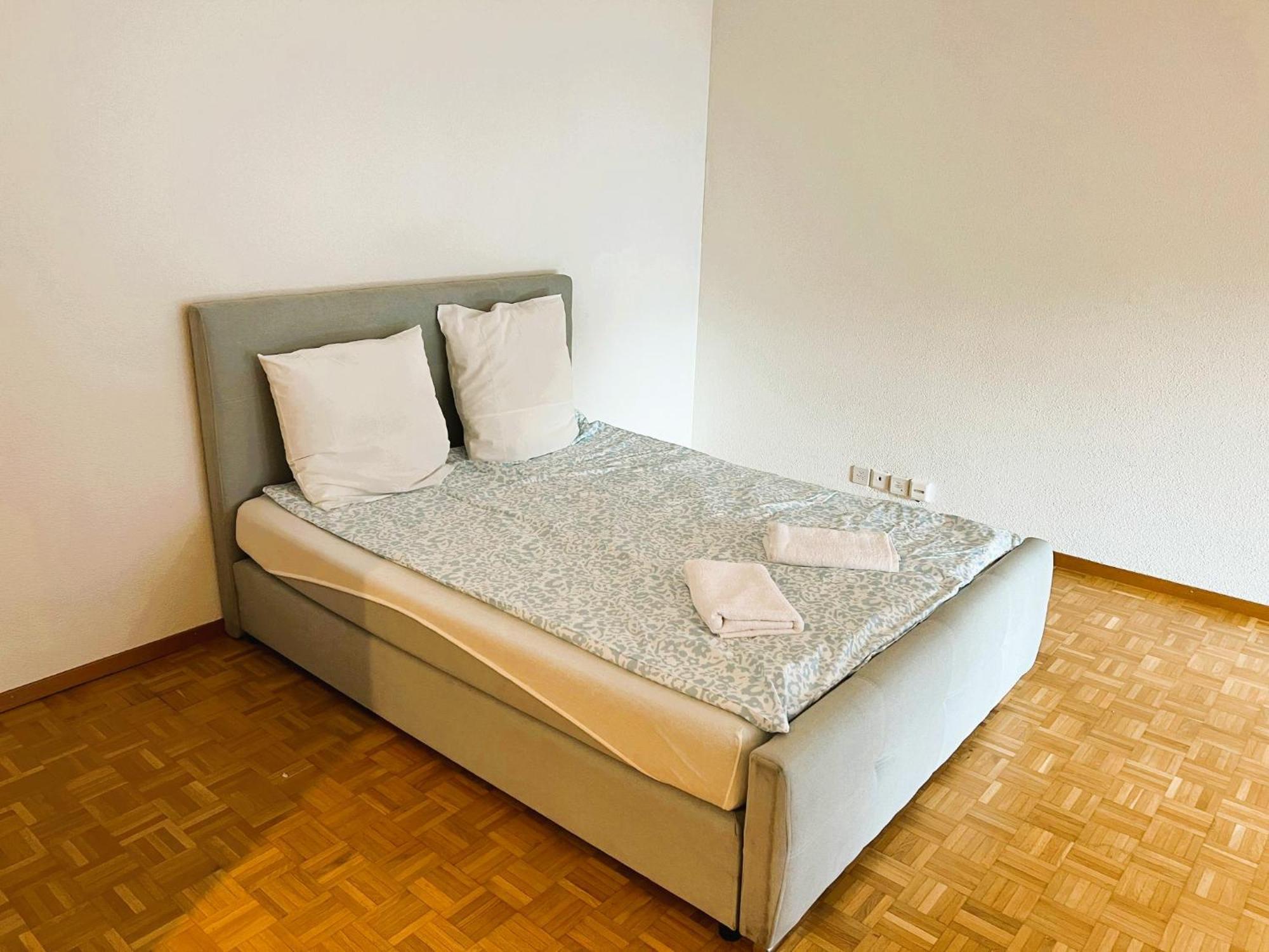 Huge Apartments, Multiple Bedrooms With Balcony In Center - Self Checkin Apartamento